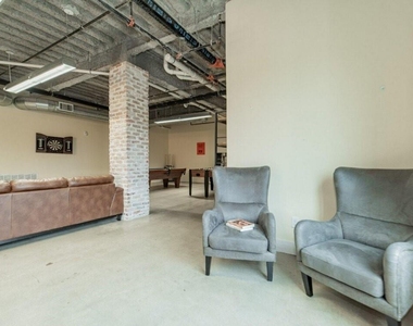 3221 Elihu Street - Photo Thumbnail 9