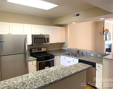 405 W 7th Street - Photo Thumbnail 1