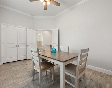 2362 Spring Park Boulevard - Photo Thumbnail 12