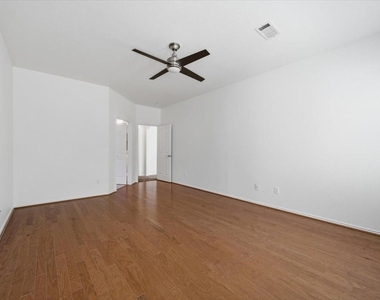 7304 Summit Parc Drive - Photo Thumbnail 17