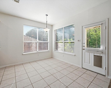 7304 Summit Parc Drive - Photo Thumbnail 13