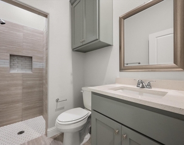 2356 Spring Park Boulevard - Photo Thumbnail 18