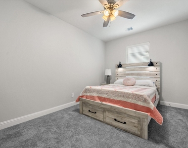 2356 Spring Park Boulevard - Photo Thumbnail 24