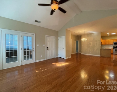 8409 Olde Troon Drive - Photo Thumbnail 3