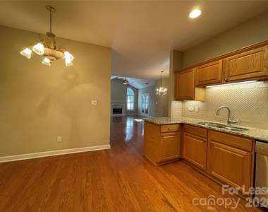 8409 Olde Troon Drive - Photo Thumbnail 7