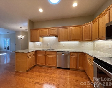 8409 Olde Troon Drive - Photo Thumbnail 6