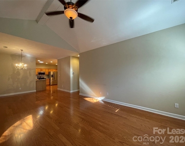 8409 Olde Troon Drive - Photo Thumbnail 2