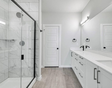 6650 Florence Drive - Photo Thumbnail 14