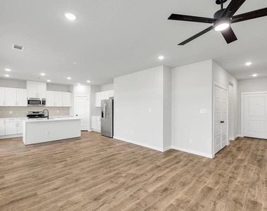 6650 Florence Drive - Photo Thumbnail 5