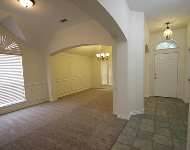 10362 Ferry Farm Lane - Photo Thumbnail 4