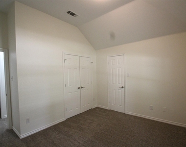 10362 Ferry Farm Lane - Photo Thumbnail 33