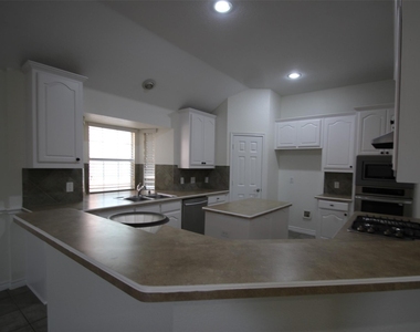 10362 Ferry Farm Lane - Photo Thumbnail 16
