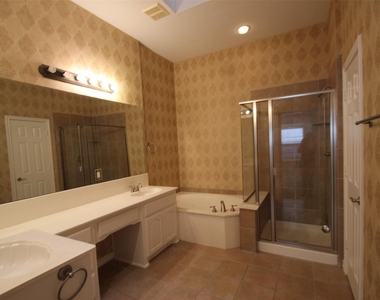 10362 Ferry Farm Lane - Photo Thumbnail 23
