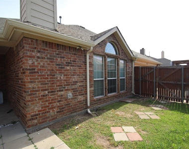 10362 Ferry Farm Lane - Photo Thumbnail 37