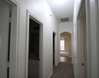 10362 Ferry Farm Lane - Photo Thumbnail 26