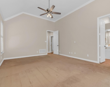 913 Rosemary Drive - Photo Thumbnail 17
