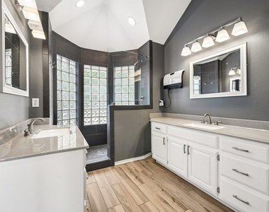 1380 Meandro Ria Lane - Photo Thumbnail 19