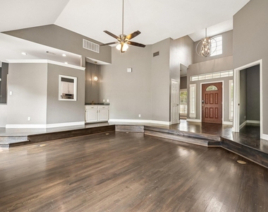 1380 Meandro Ria Lane - Photo Thumbnail 3