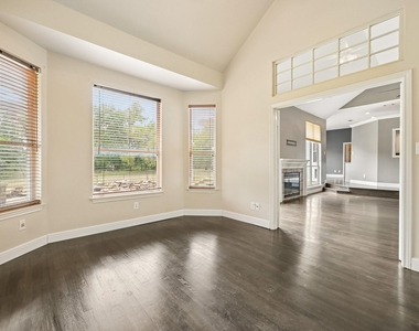 1380 Meandro Ria Lane - Photo Thumbnail 23