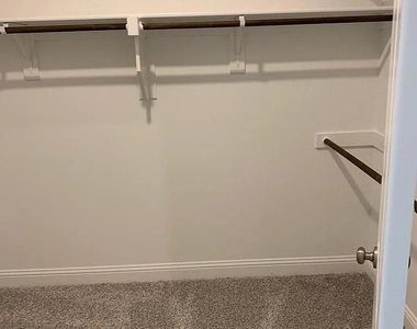 3805 Jan Camille Court - Photo Thumbnail 15