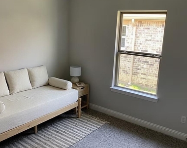 3805 Jan Camille Court - Photo Thumbnail 6