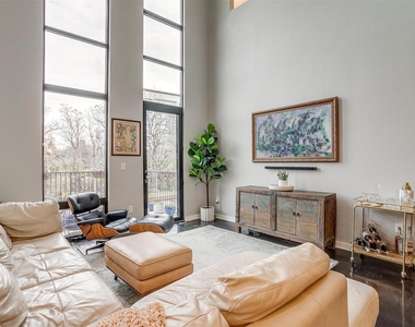 2608 Museum Way - Photo Thumbnail 16