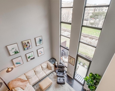 2608 Museum Way - Photo Thumbnail 20