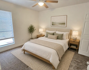206 Trellis Place - Photo Thumbnail 14