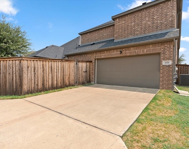 2036 Barx Drive - Photo Thumbnail 31