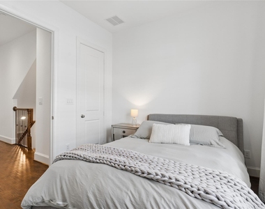 5215 Weiss Lane - Photo Thumbnail 26