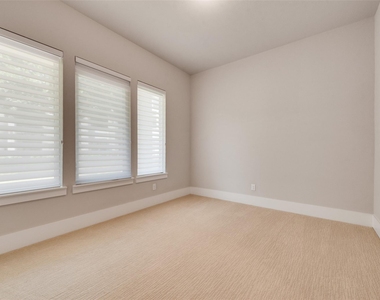 6120 Preserve Drive - Photo Thumbnail 19