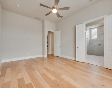 6120 Preserve Drive - Photo Thumbnail 13