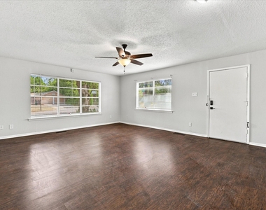 1900 Sutter Street - Photo Thumbnail 5