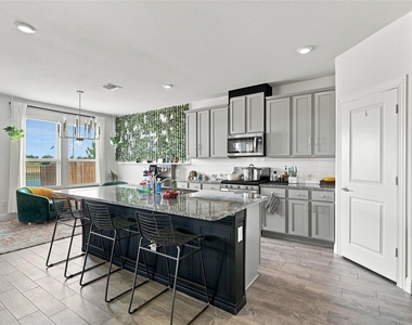 2721 Madera Canyon Road - Photo Thumbnail 9