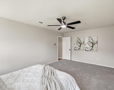 3920 Felisa Place - Photo Thumbnail 19