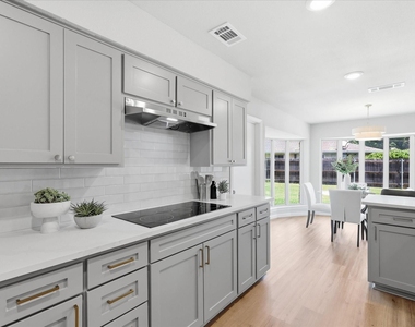 3920 Felisa Place - Photo Thumbnail 3