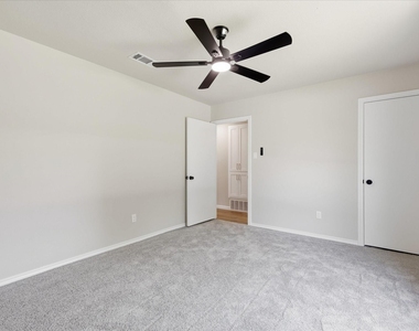 3920 Felisa Place - Photo Thumbnail 26
