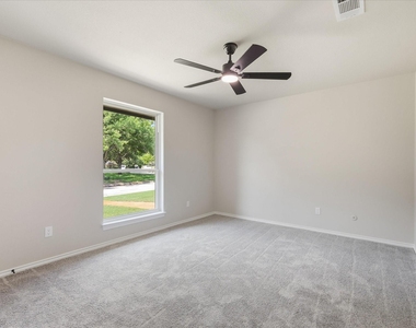 3920 Felisa Place - Photo Thumbnail 25
