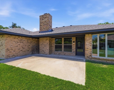 3920 Felisa Place - Photo Thumbnail 33