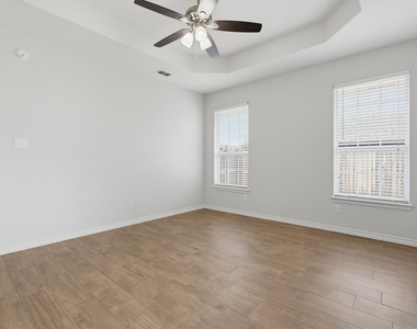 7017 Springwater Avenue - Photo Thumbnail 20