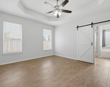 7017 Springwater Avenue - Photo Thumbnail 19