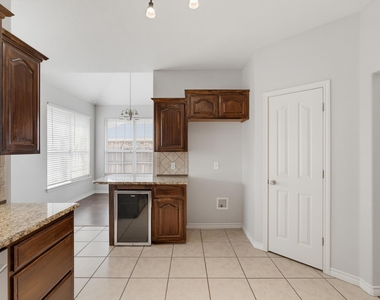 7017 Springwater Avenue - Photo Thumbnail 15