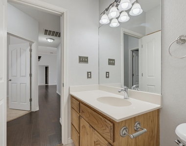 7017 Springwater Avenue - Photo Thumbnail 34
