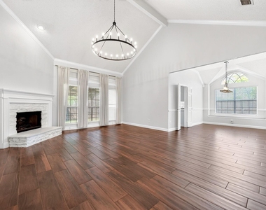 7309 Tremont Avenue - Photo Thumbnail 1