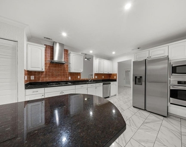 4952 Hollow Ridge Road - Photo Thumbnail 7