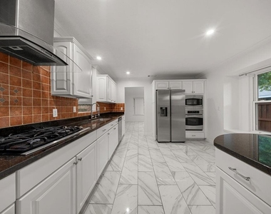 4952 Hollow Ridge Road - Photo Thumbnail 6