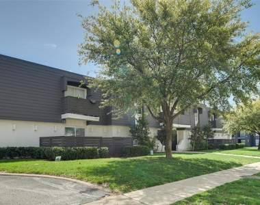 2808 Throckmorton Street - Photo Thumbnail 13