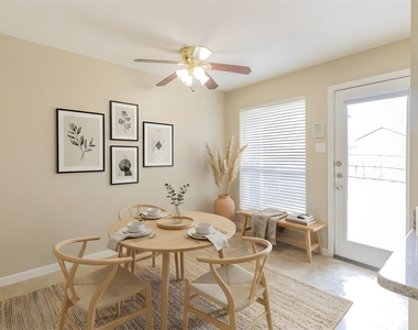 1070 Mellanie Lane - Photo Thumbnail 8