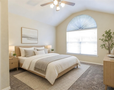 1070 Mellanie Lane - Photo Thumbnail 10