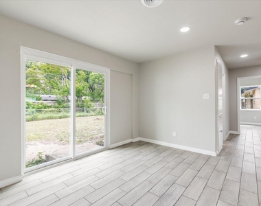 13634 Pyramid Drive - Photo Thumbnail 15